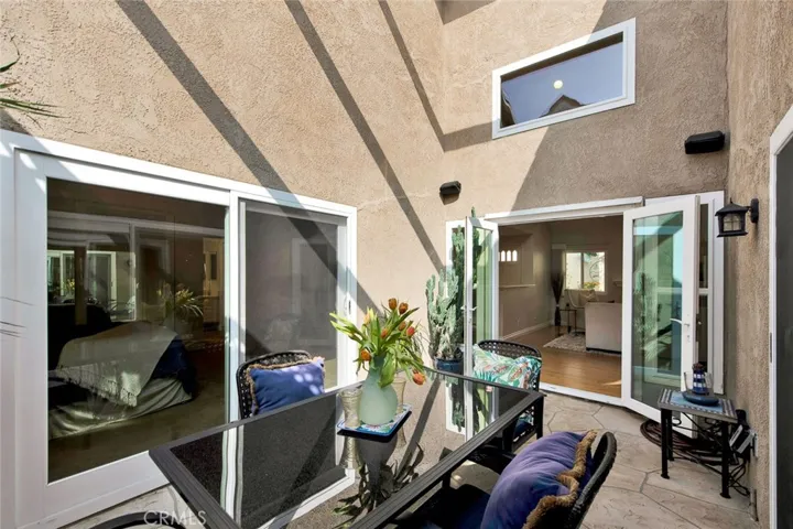 3492 Wimbledon Way, Costa Mesa, California 92626