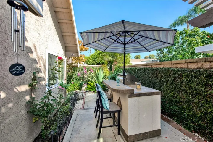 3492 Wimbledon Way, Costa Mesa, California 92626