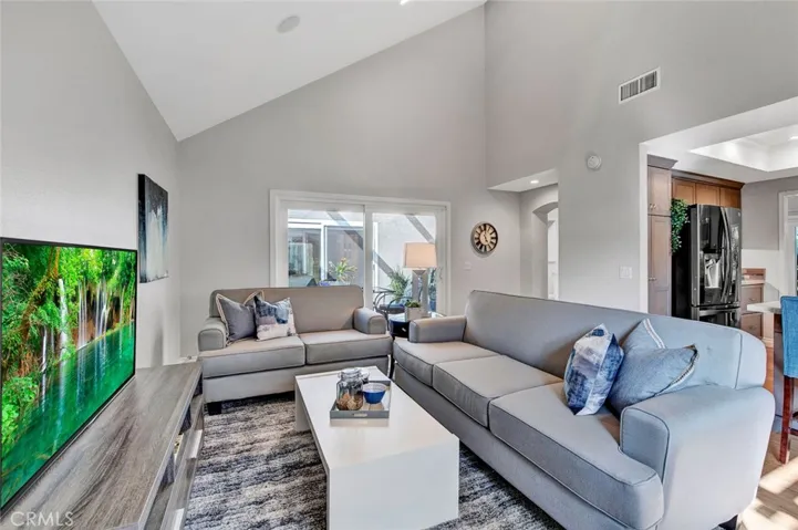 3492 Wimbledon Way, Costa Mesa, California 92626