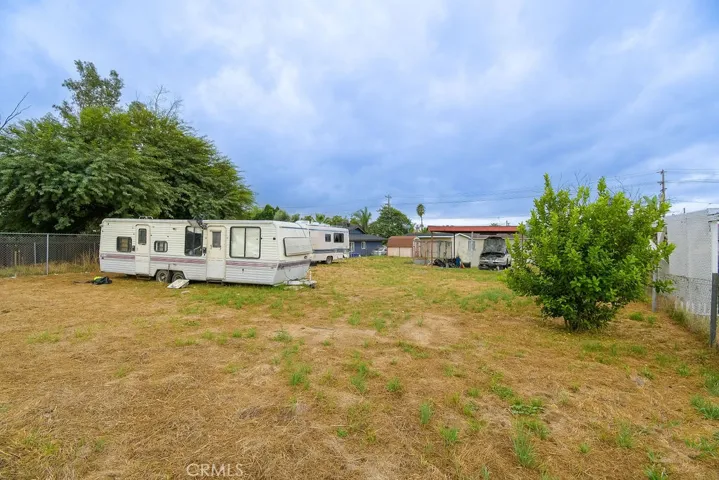 534 W Randall Avenue, Rialto, California 92376