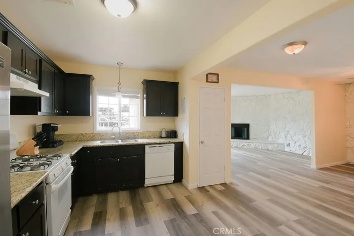 534 W Randall Avenue, Rialto, California 92376