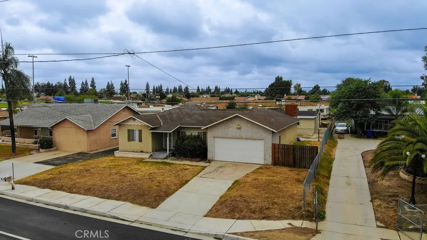 534 W Randall Avenue, Rialto, California 92376