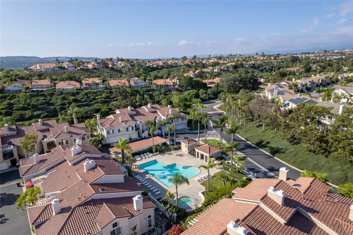 28825 El Adolfo, Laguna Niguel, California 92677