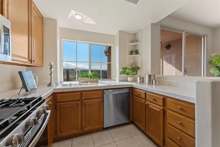 28825 El Adolfo, Laguna Niguel, California 92677
