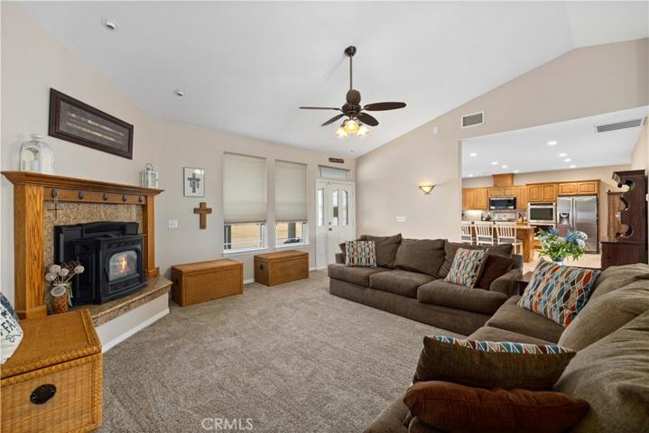 7740 W Avenue A6, Lancaster, California 93536