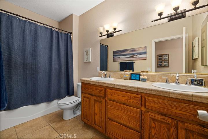 7740 W Avenue A6, Lancaster, California 93536