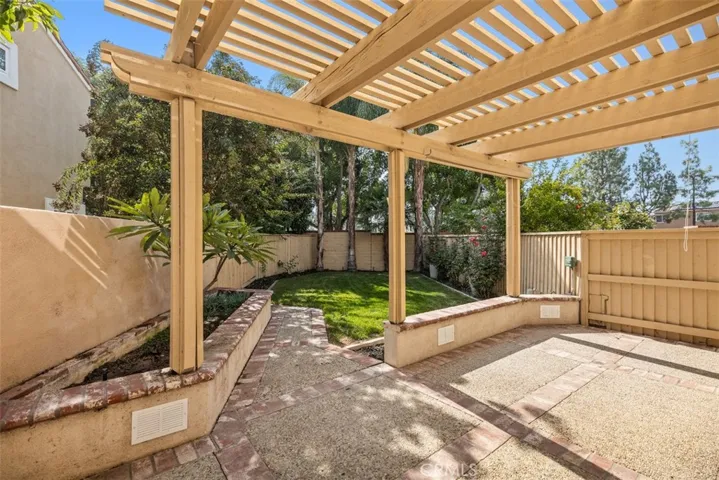 2355 Paseo Circulo, Tustin, California 92782