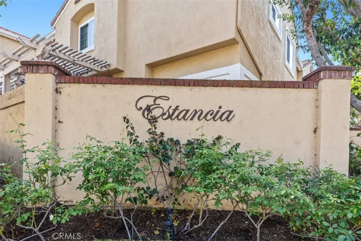 2355 Paseo Circulo, Tustin, California 92782