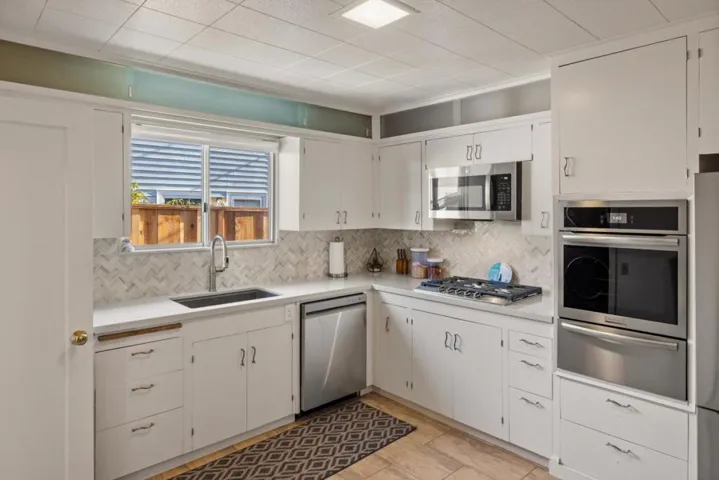 251 17 Mile Drive, Pacific Grove, California 93950