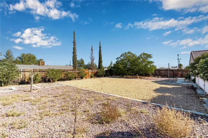 13696 Freedom Way, Victorville, California 92392
