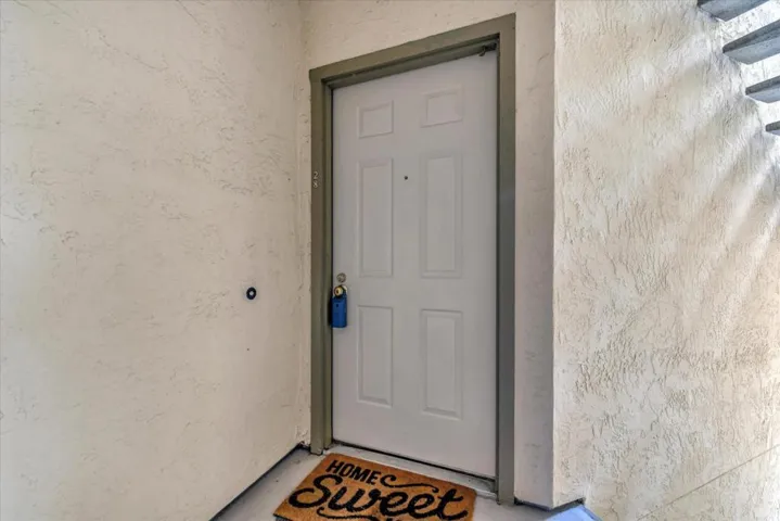 1902 Miraplaza Court Unit 28, Santa Clara, California 95051