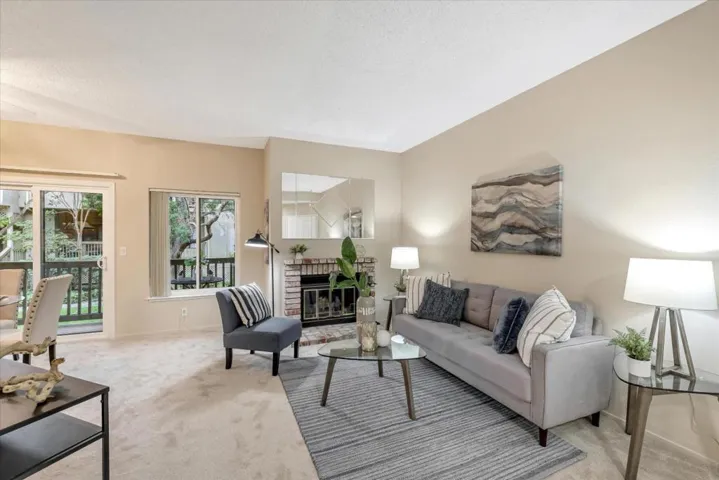 1902 Miraplaza Court Unit 28, Santa Clara, California 95051