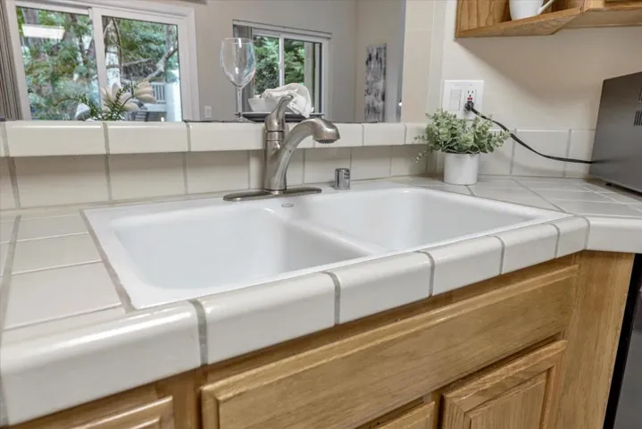 1902 Miraplaza Court Unit 28, Santa Clara, California 95051