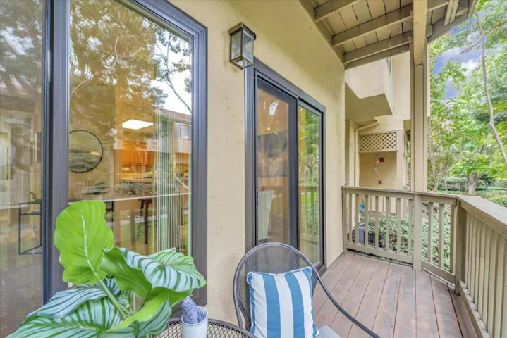 1902 Miraplaza Court Unit 28, Santa Clara, California 95051