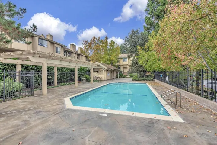 1902 Miraplaza Court Unit 28, Santa Clara, California 95051