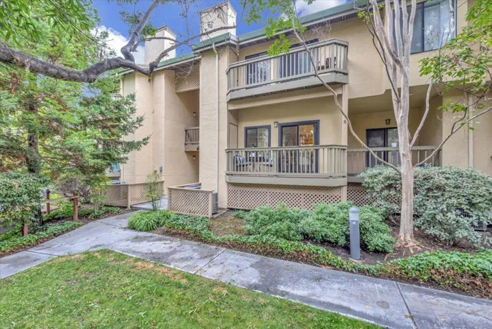 1902 Miraplaza Court Unit 28, Santa Clara, California 95051