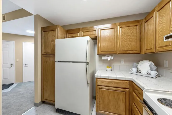 1902 Miraplaza Court Unit 28, Santa Clara, California 95051