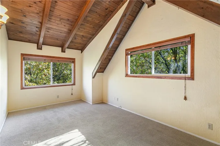 27950 St Bernard Lane, Lake Arrowhead, California 92352