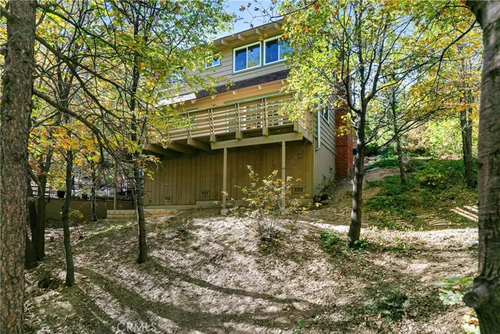 27950 St Bernard Lane, Lake Arrowhead, California 92352