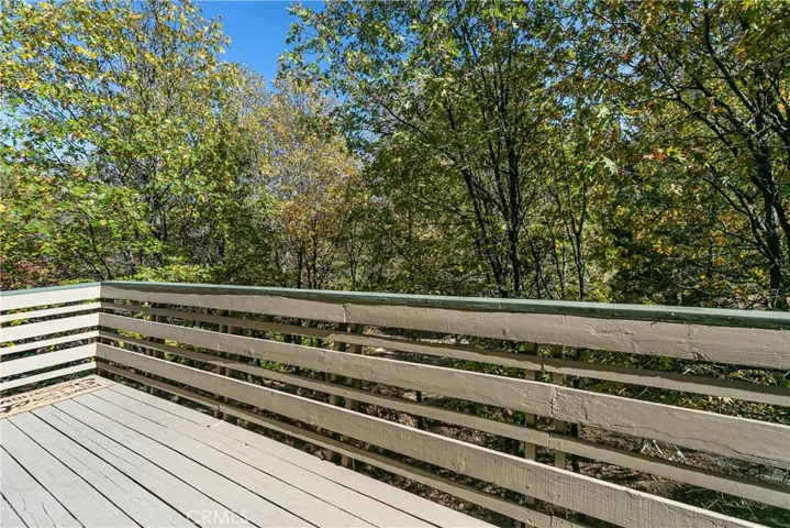 27950 St Bernard Lane, Lake Arrowhead, California 92352