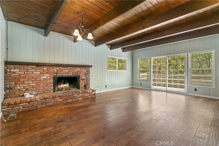 27950 St Bernard Lane, Lake Arrowhead, California 92352