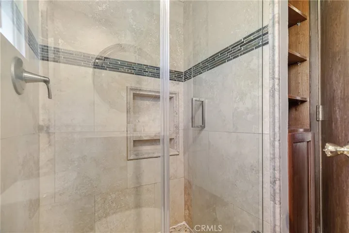27950 St Bernard Lane, Lake Arrowhead, California 92352