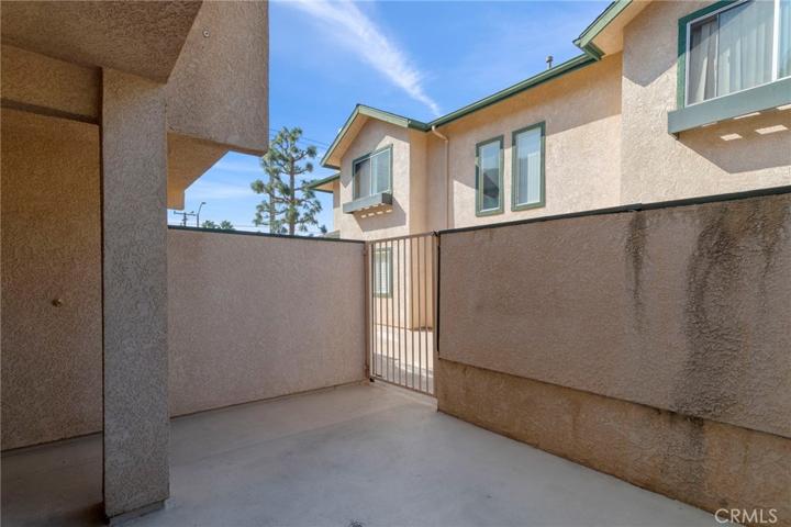 1235 E Carson Street Unit 4, Carson, California 90745