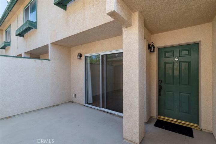 1235 E Carson Street Unit 4, Carson, California 90745