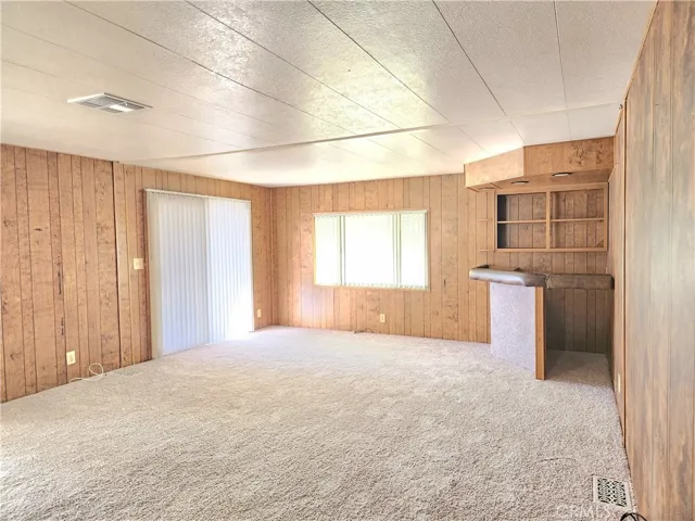 1270 Carlotta Drive, Hemet, California 92543