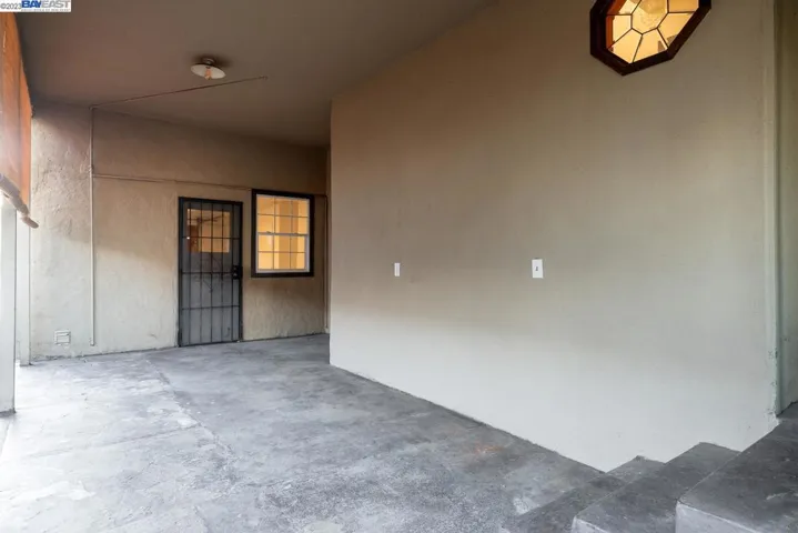 Breeze Way-Great For Entertaining