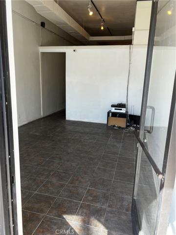 7325 Reseda Boulevard, Reseda, California 91335