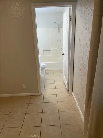 11825 Riggins Road, Phelan, California 92371