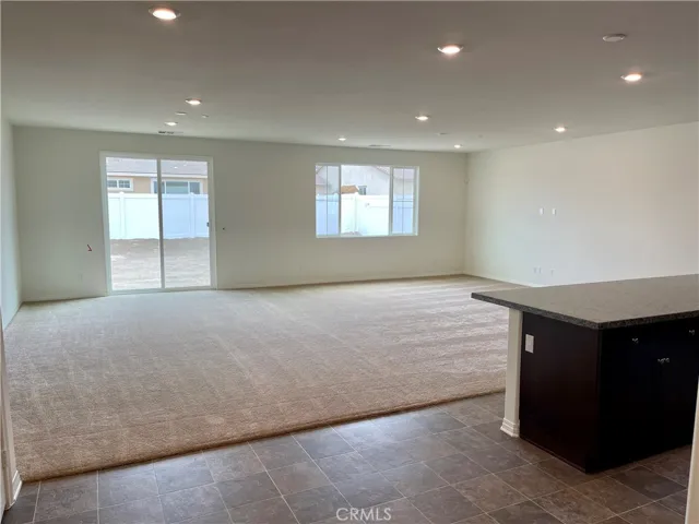 5521 Manila Street, Hemet, California 92545