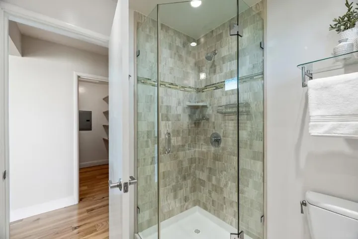 86 Cliffside Drive, Daly City, California 94015