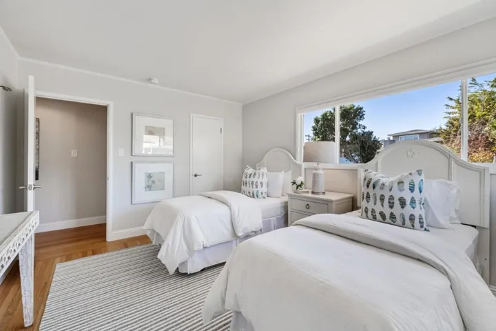86 Cliffside Drive, Daly City, California 94015