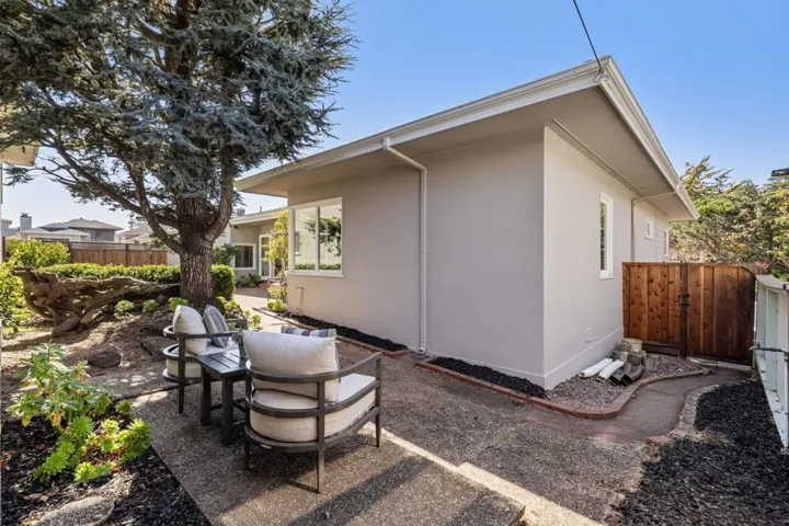 86 Cliffside Drive, Daly City, California 94015