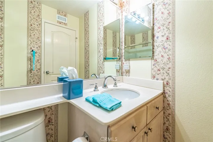514 N Pageant Drive Unit B, Orange, California 92869