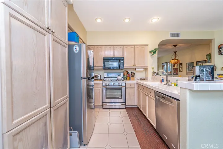 514 N Pageant Drive Unit B, Orange, California 92869
