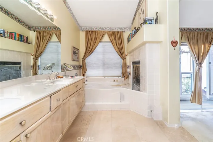 514 N Pageant Drive Unit B, Orange, California 92869
