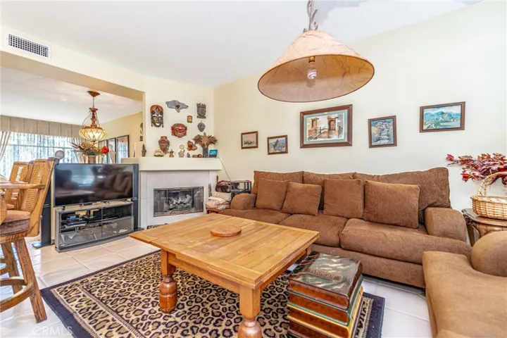 514 N Pageant Drive Unit B, Orange, California 92869