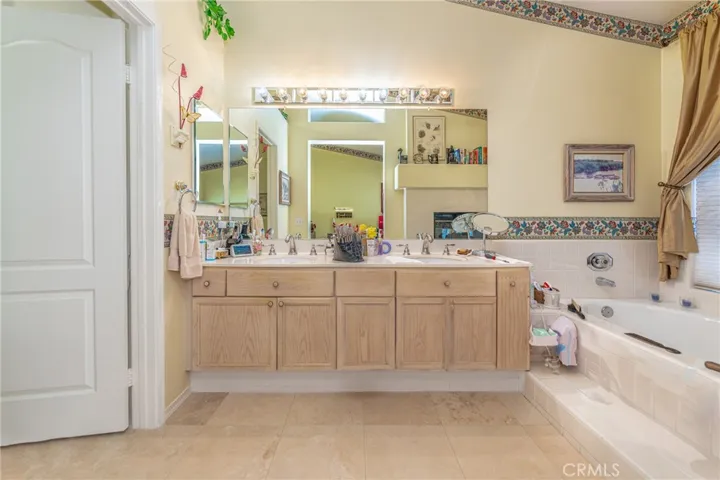 514 N Pageant Drive Unit B, Orange, California 92869