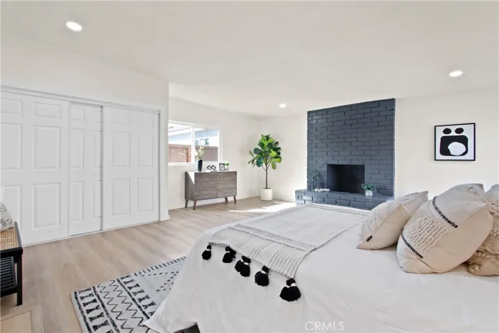 2861 Delta Avenue, Long Beach, California 90810