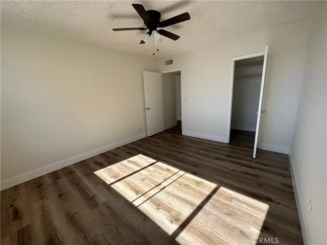 5429 Newcastle Avenue 213, Encino, California 91316