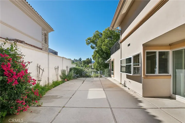 32168 Oakshore Drive, Westlake Village, California 91361