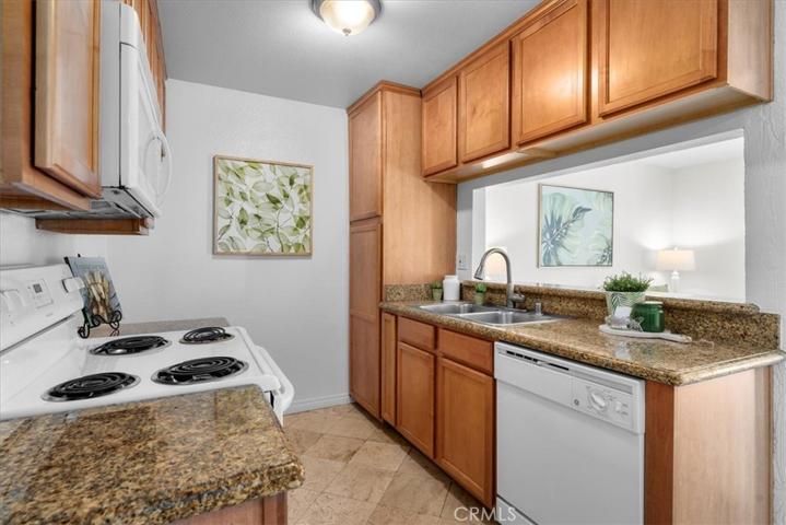 23320 Marigold Avenue Unit P101, Torrance, California 90502