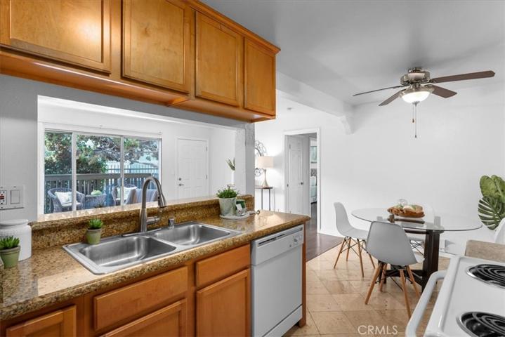 23320 Marigold Avenue Unit P101, Torrance, California 90502