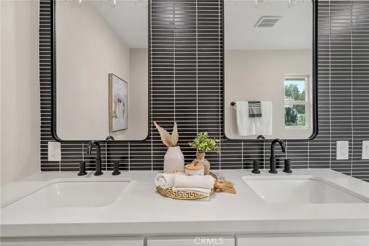 Primary ensuite bath