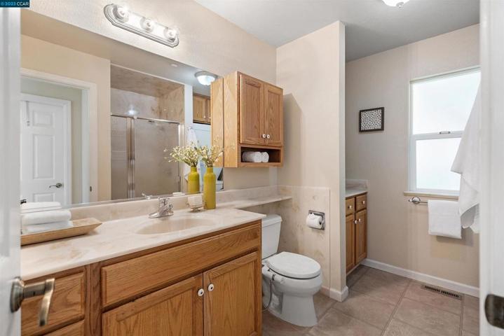 18981 Lake Chabot Rd, Castro Valley, California 94546