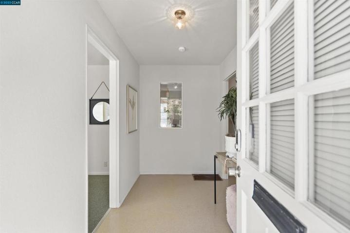 18981 Lake Chabot Rd, Castro Valley, California 94546