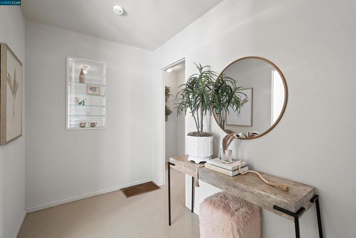 18981 Lake Chabot Rd, Castro Valley, California 94546